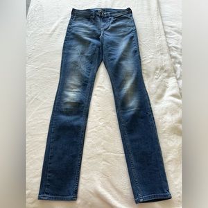 DKNY Curvy Skinny Jeans size US 0